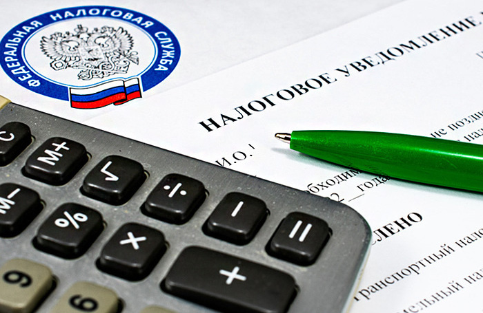 ФНС начала массовые проверки владельцев счетов в ОАЭ